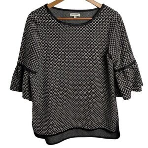 Max Studio Bell Sleeve Knit Top Geometric M Black White Career Mod Textured Chic
